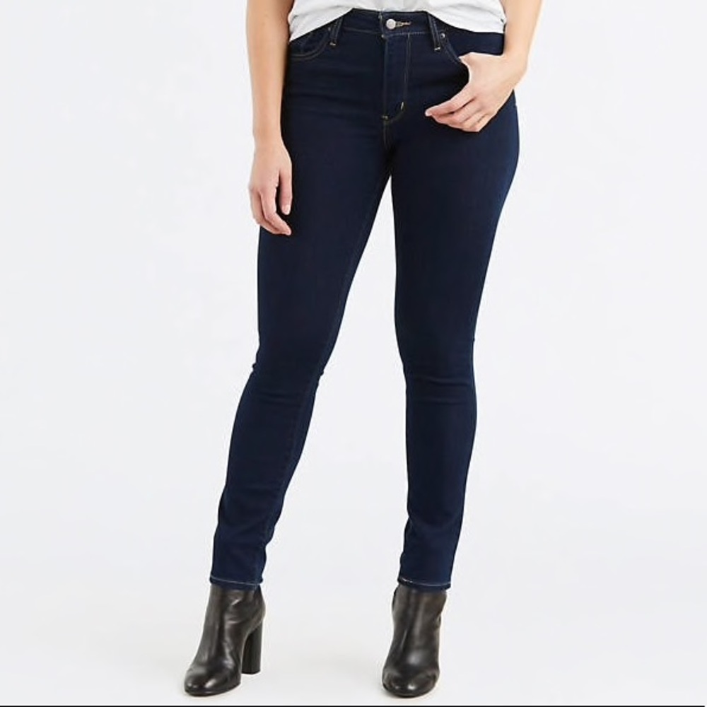 Levi’s High Rise Skinny Dark Jeans